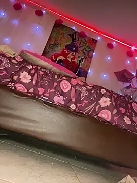 Emma Brown 12 online show from February 2025 12:06:02 AM
