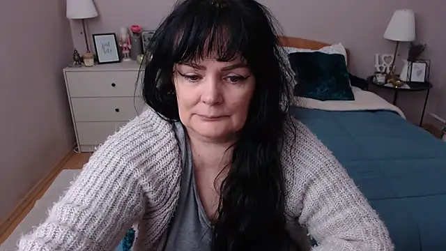 Snapshot of LeveMe2Nightt chatting on January 2026 01:15:01 PM LeveMe2Nightt online show from January 2026 01:15:01 PM