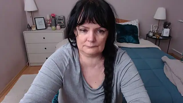 Snapshot of LeveMe2Nightt chatting on February 2026 03:41:02 PM LeveMe2Nightt online show from February 2026 03:41:02 PM