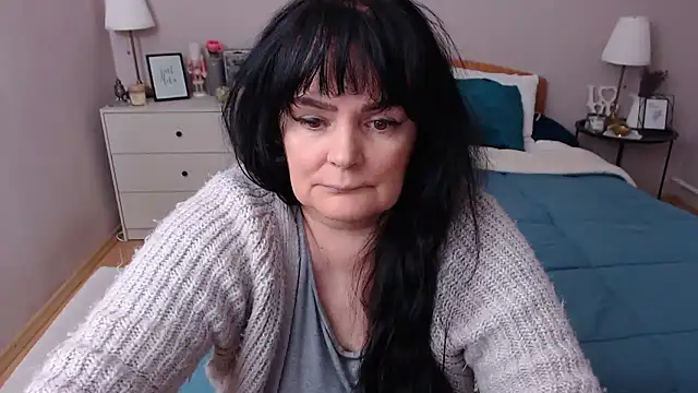 Snapshot of LeveMe2Nightt chatting on January 2026 01:07:01 PM LeveMe2Nightt online show from January 2026 01:07:01 PM