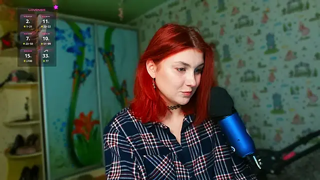 SmokyRose online show from November 2025 01:32:02 PM