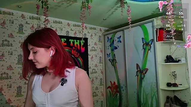 Snapshot of SmokyRose chatting on May 2026 11:02:01 AM SmokyRose online show from May 2026 11:02:01 AM