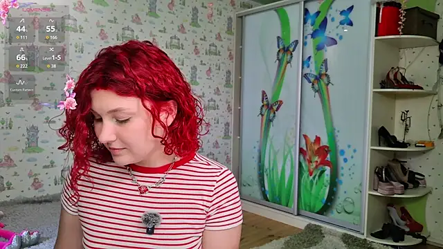 Snapshot of SmokyRose chatting on June 2026 09:15:02 AM SmokyRose online show from June 2026 09:15:02 AM
