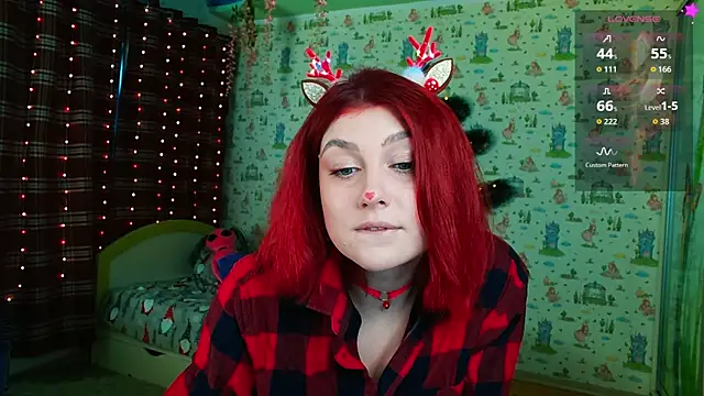 SmokyRose online show from December 2025 01:38:02 PM