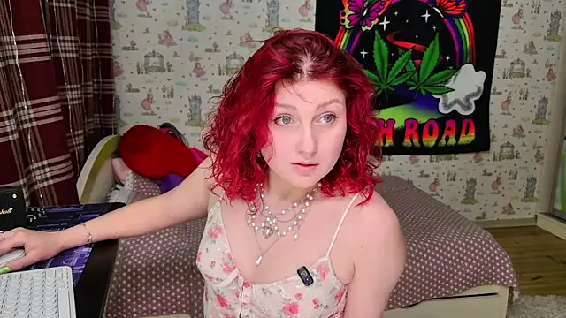 Snapshot of SmokyRose chatting on June 2026 10:37:01 AM SmokyRose online show from June 2026 10:37:01 AM