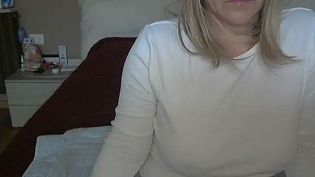 Snapshot of -K-- chatting on February 2026 10:25:02 AM -K-- online show from February 2026 10:25:02 AM