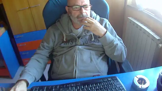 Tango128 online show from October 2025 10:47:01 AM