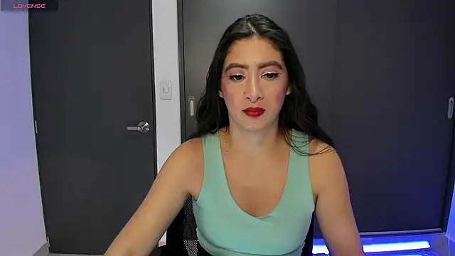 MeganWhite3 online show from November 2025 12:15:01 AM