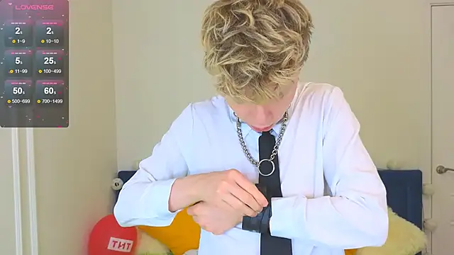 LandelRay online show from September 2025 04:55:01 AM