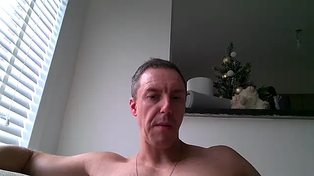 ploki2180 online show from December 2025 12:07:02 PM