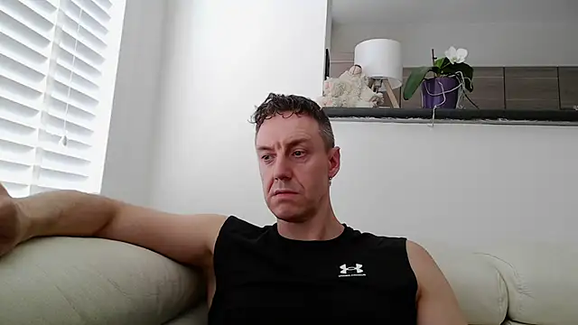 Snapshot of ploki2180 chatting on July 2026 02:07:02 PM ploki2180 online show from July 2026 02:07:02 PM