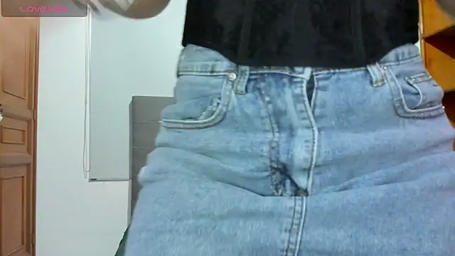 Andrea-Queen online show from April 2026 07:53:01 PM