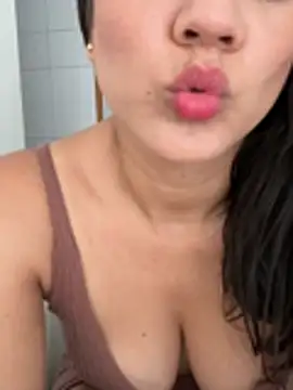 Snapshot of mahia_queen chatting on June 2026 10:09:02 PM mahia queen online show from June 2026 10:09:02 PM
