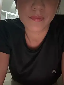 Snapshot of mahia_queen chatting on April 2026 10:30:01 AM mahia queen online show from April 2026 10:30:01 AM