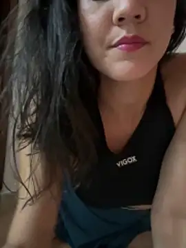 Snapshot of mahia_queen chatting on June 2026 11:38:01 PM mahia queen online show from June 2026 11:38:01 PM