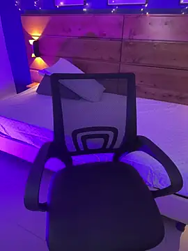 mahia queen online show from February 2026 10:59:02 AM