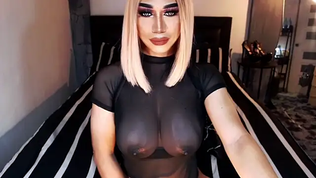 MassiveCockxMistress online show from April 2026 01:01:01 AM