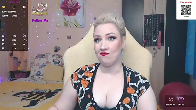 Snapshot of MissLexyGold chatting on October 2025 02:07:02 PM MissLexyGold online show from October 2025 02:07:02 PM