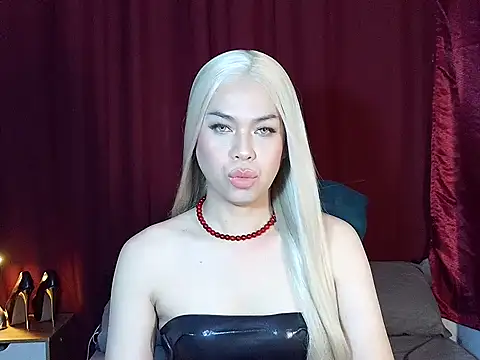 MistressLuna1 online show from June 2026 08:20:01 PM