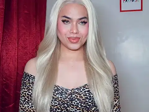 MistressLuna1 online show from November 2025 08:46:02 PM