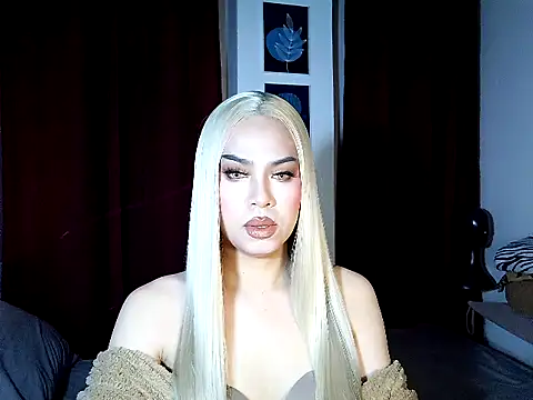 MistressLuna1 online show from February 2026 10:12:02 PM