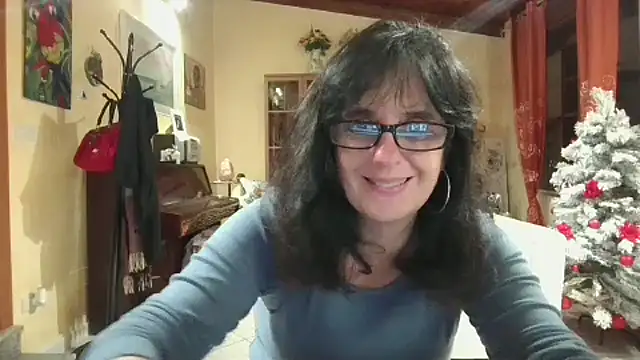 Snapshot of ClaudyGeryn chatting on January 2025 07:56:02 PM ClaudyGeryn online show from January 2025 07:56:02 PM