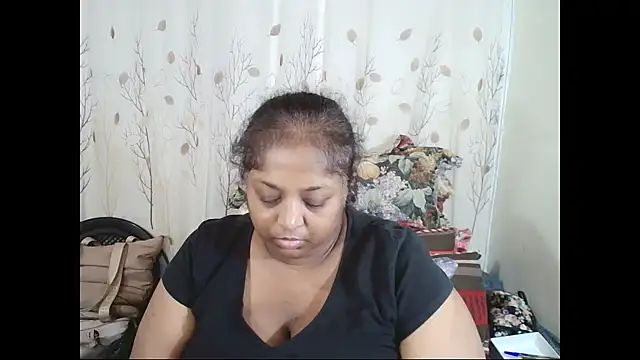 Snapshot of Indiantasha chatting on June 2026 03:55:02 PM Indiantasha online show from June 2026 03:55:02 PM