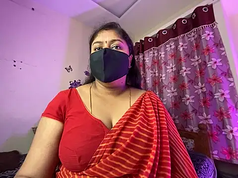 Snapshot of Love_4Sex chatting on April 2026 02:07:02 AM Love 4Sex online show from April 2026 02:07:02 AM