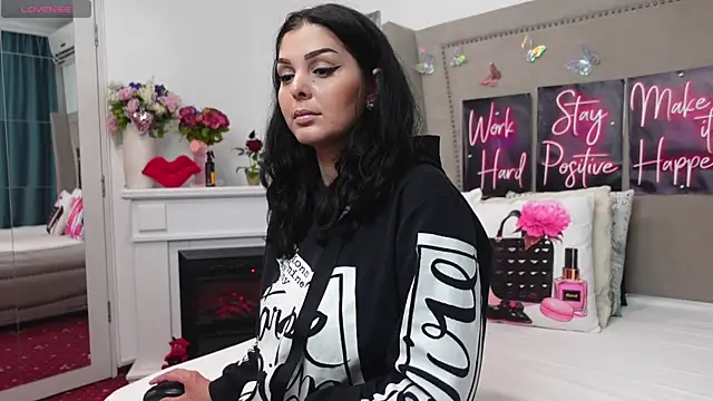 LexyRene online show from May 2026 11:37:01 AM