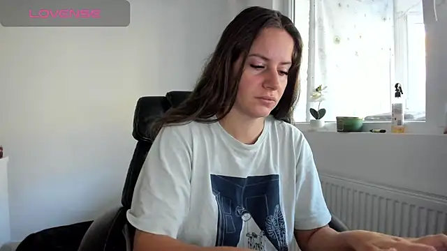 DiamondKay online show from October 2025 06:17:01 AM