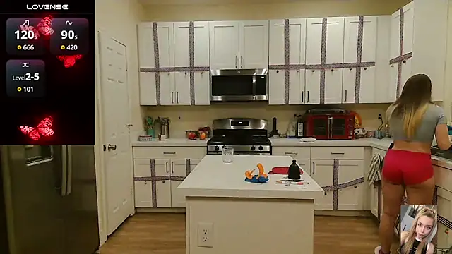 Blondiewithanass online show from March 2026 03:50:01 AM