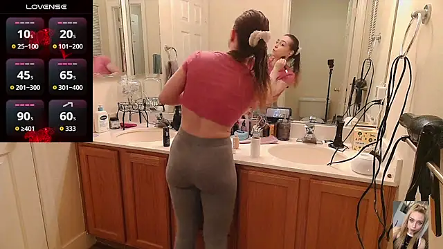 Blondiewithanass online show from March 2026 04:02:01 AM