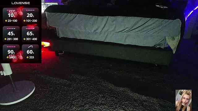 Blondiewithanass online show from April 2026 02:46:01 PM