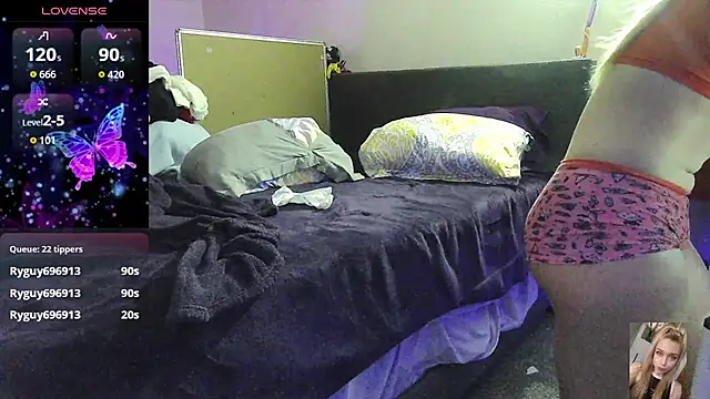 Blondiewithanass online show from February 2026 05:05:02 AM