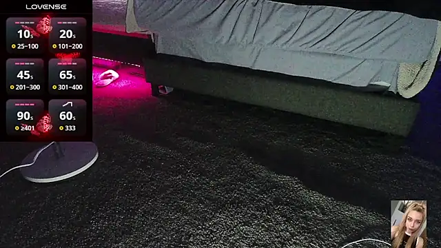 Blondiewithanass online show from March 2026 03:39:01 PM