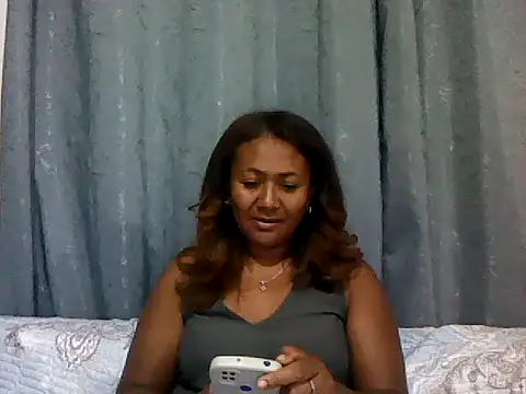 sexyladii online show from February 2026 05:24:01 PM