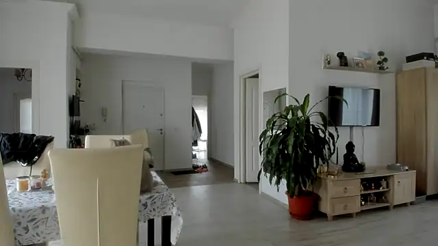 woolfiie online show from February 2026 09:05:02 AM