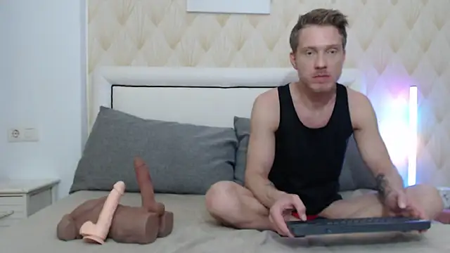 JessicaSteve online show from March 2026 06:14:02 PM