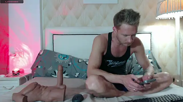 Snapshot of JessicaSteve chatting on November 2025 04:00:01 PM JessicaSteve online show from November 2025 04:00:01 PM