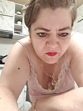 Snapshot of cindybbwsquirt chatting on October 2025 03:40:01 AM cindybbwsquirt online show from October 2025 03:40:01 AM