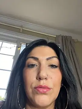 LittleMissEeve online show from May 2026 01:01:02 AM