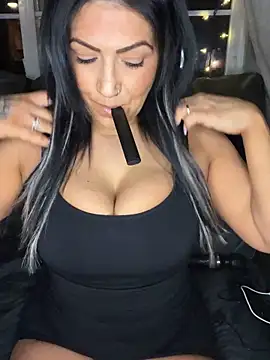 LittleMissEeve online show from March 2026 01:39:01 AM