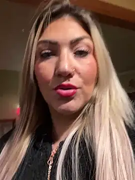 LittleMissEeve online show from November 2025 11:49:02 PM