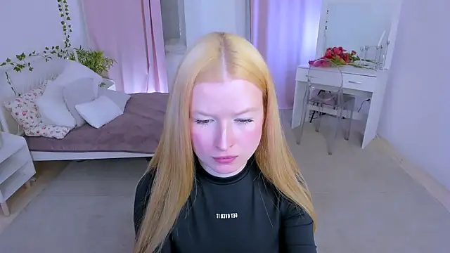 Laly Peach online show from March 2026 11:23:02 AM