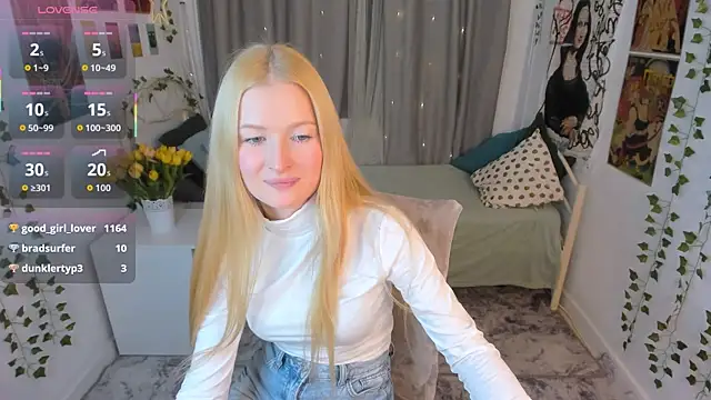 Snapshot of Laly_Peach chatting on December 2025 08:04:02 PM Laly Peach online show from December 2025 08:04:02 PM