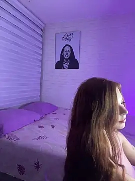 Snapshot of Niky_Love chatting on March 2025 03:27:02 AM Niky Love online show from March 2025 03:27:02 AM