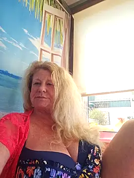 Snapshot of THESensualhorny chatting on April 2026 12:44:02 PM THESensualhorny online show from April 2026 12:44:02 PM