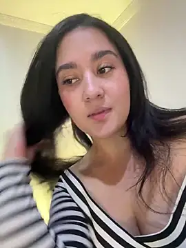 Nina lovi online show from December 2024 11:29:01 PM
