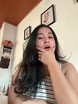 Nina lovi online show from December 2024 07:48:02 PM