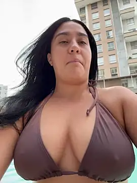 Nina lovi online show from July 2026 09:11:02 PM